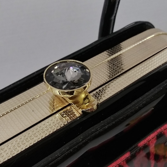 Black and Red Leopard print patent leather purse ♥️ - Picture 6 of 12